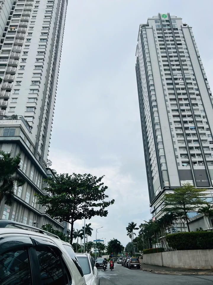 Bán Nhà Mặt Tiền KDC Savimex Phú Thuận, Quận 7 - Diện Tích 210m², Giá Chỉ 19.6 Tỷ!