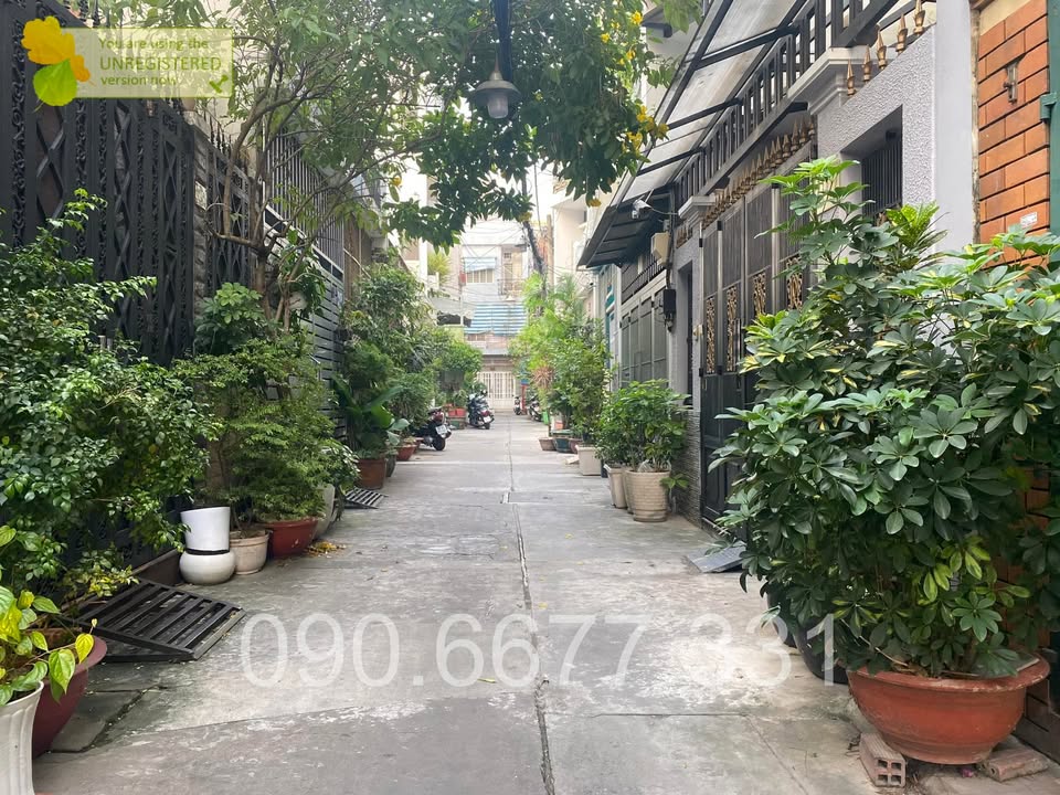 Nhà mặt tiền đường Huỳnh Văn Bánh, Phú Nhuận 79m² giá 12.9 tỷ - Đầu tư sinh lời ngay!