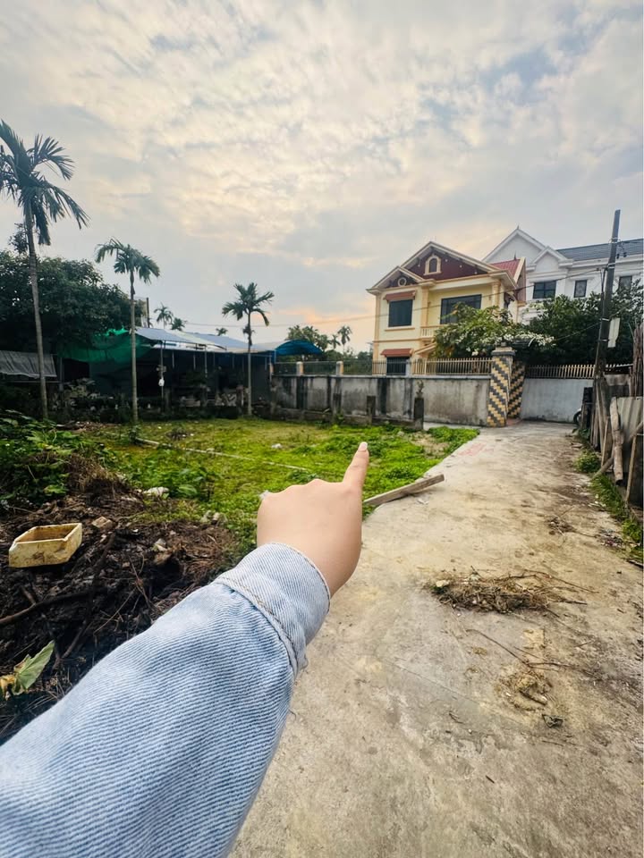 Đất nền Hồng Thái An Dương 70m² giá 1.3 tỷ - Vị trí đắc địa gần chợ và trường học!