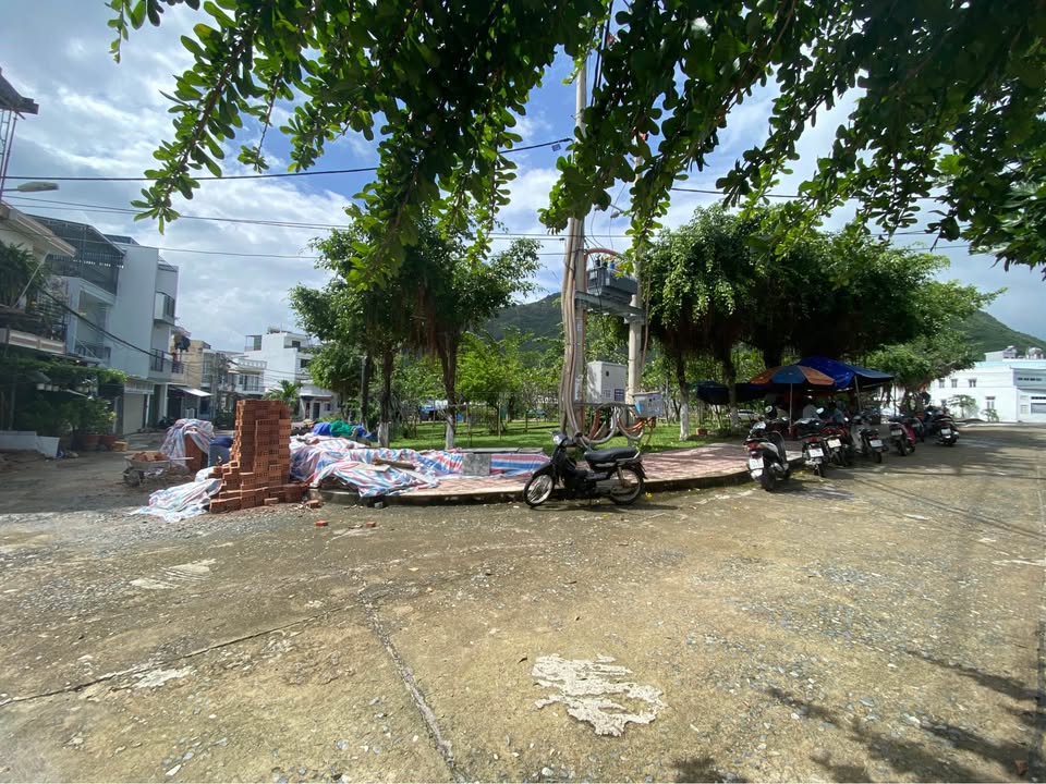 Nhà cấp 4 Vĩnh Hòa 62m² giá 4.5 tỷ - Vị trí sát biển tuyệt đẹp!