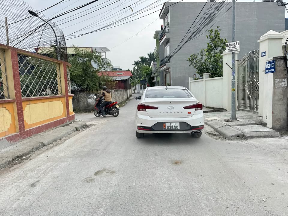 Lô đất mặt đường Bạch Mai, Đồng Thái 62.4m² giá 2.3 tỷ - Đầu tư sinh lời ngay!