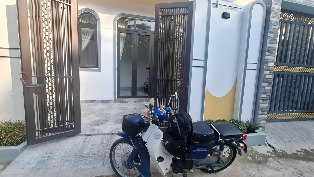 Nhà mới bán gấp 85m² tại ấp Phước Thuận, Mỹ Tho - Giá chỉ 1.23 tỷ!