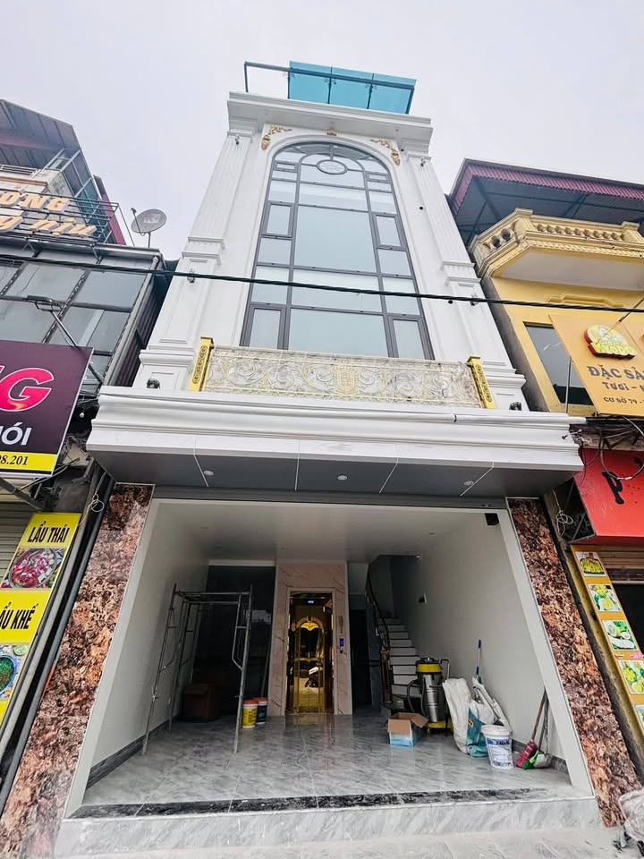 Nhà 40m² Trạm Trôi, Hoài Đức - Kinh doanh đẳng cấp, chỉ 10 tỷ!