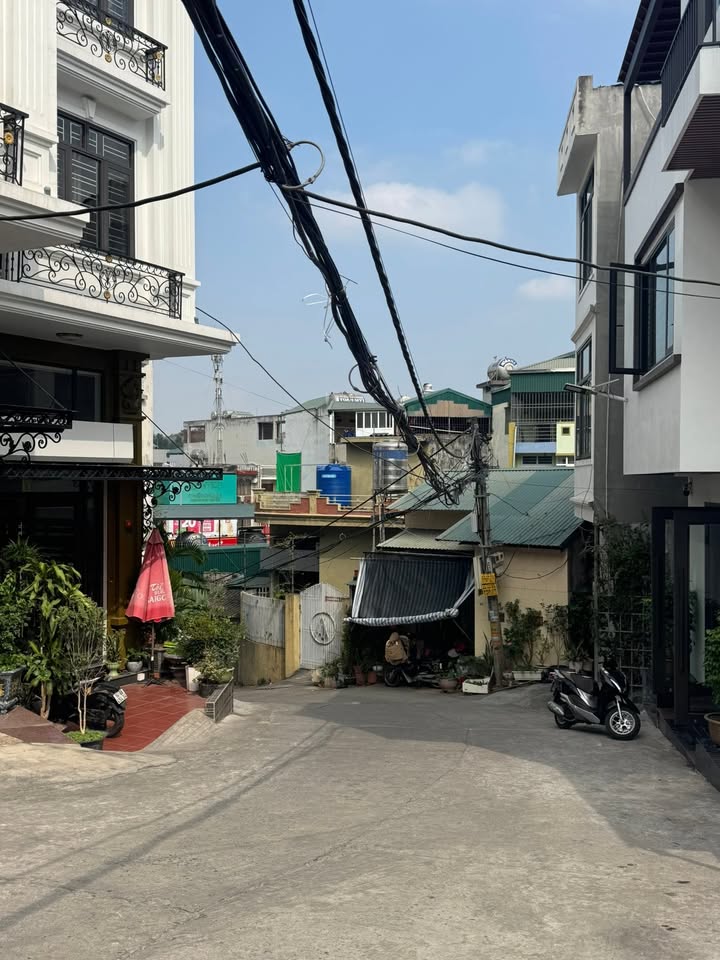 Đất nền chính chủ Trần Hưng Đạo, Hạ Long 68m² giá 2 tỷ - Kinh doanh nhỏ lẻ thuận lợi!