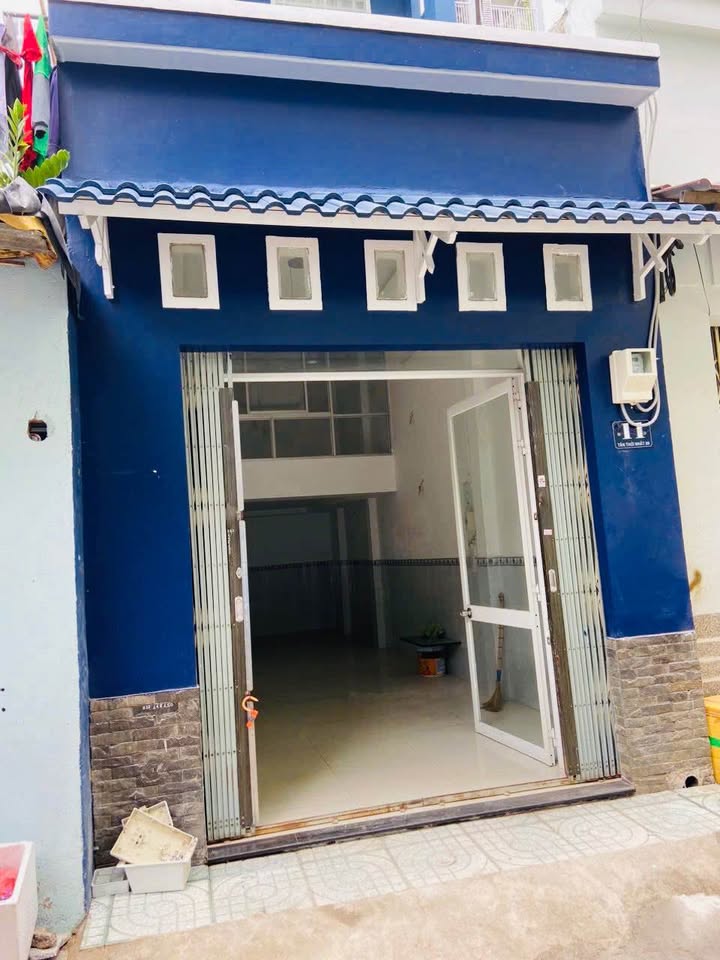 Nhà phố Tân Thới Nhất, quận 12, 45m² giá 4.6 tỷ - Hẻm rộng xe tải vào tận nhà!