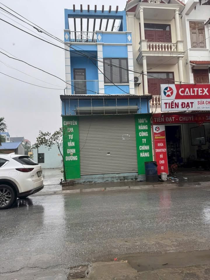 Nhà mặt phố Cẩm Quan - Cẩm Xá 100m² giá 4 tỷ - Tiềm năng kinh doanh tuyệt vời!