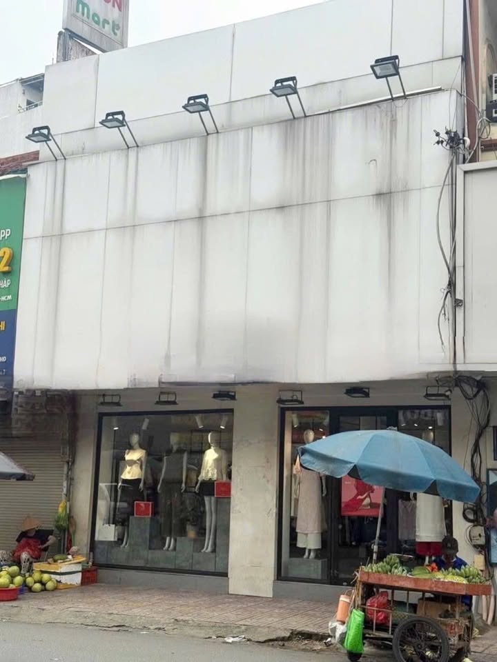 Nhà nguyên căn mặt tiền Cách Mạng Tháng 8, Quận 10 - Diện tích 71m², thích hợp làm văn phòng