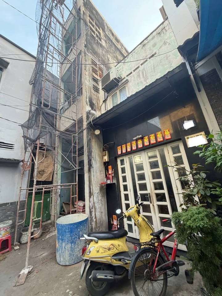 Nhà phố Âu Cơ, Tân Bình 78.74m² giá 6.45 tỷ - Vị trí đắc địa, hẻm xe hơi