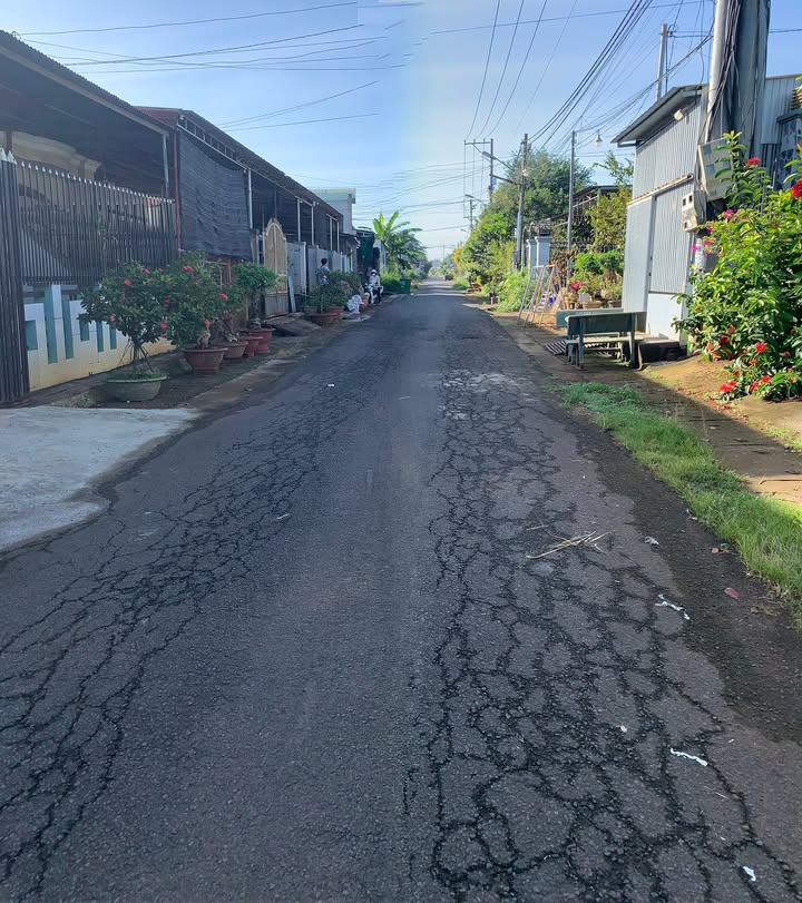 Đất thổ cư Bình Lộc Long Khánh 130m² giá 1.2 tỷ - Sổ đỏ chính chủ, mặt tiền nhựa!