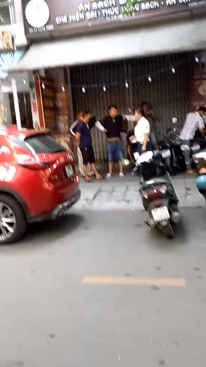 Nhà mặt tiền Đặng Dung, Hòa Khánh 80m² - Vị trí kinh doanh sầm uất!