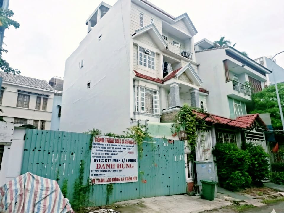 Lô đất 176m² tại Khu Nhà Ở Nam Phan, Quận 7 giá 29.5 tỷ - Đã có GPXD 6 tầng!