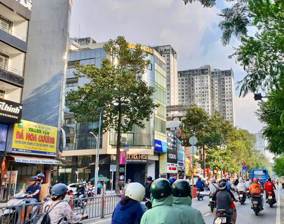 Mặt tiền Lý Thường Kiệt, Quận 10, 122m² giá 47 tỷ - Đầu tư sinh lời ngay!