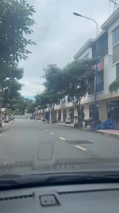 Nhà phố Lavela Garden Bình Chuẩn 60m² giá 3.2 tỷ - Nội thất hoàn thiện, vào ở ngay!