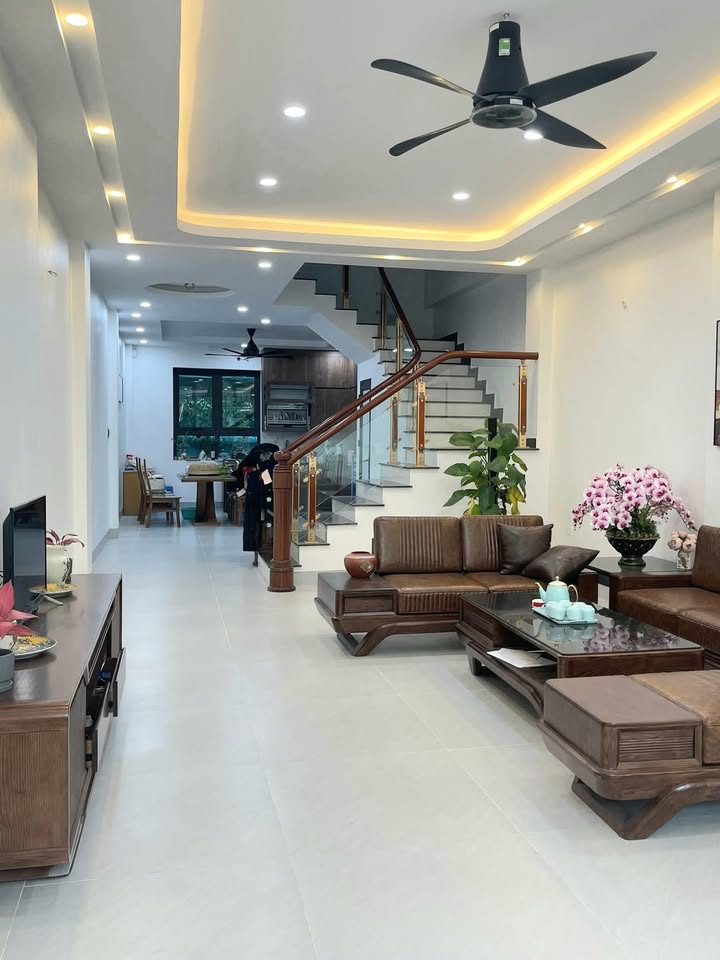 Nhà 3 tầng Thôn 5, Song Phương 120m² giá 6.5 tỷ - Ngõ thông, dân trí cao!