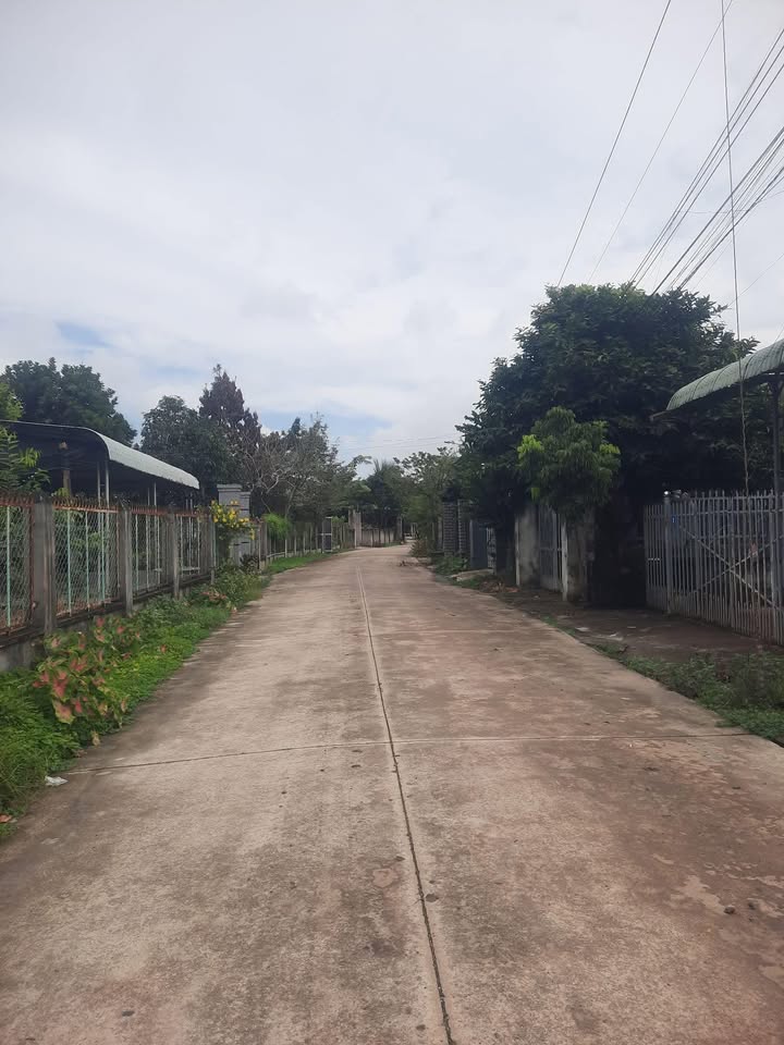 Đất nền Phú Giáo 240m² giá 840 triệu - Sổ đỏ sang tên ngay!