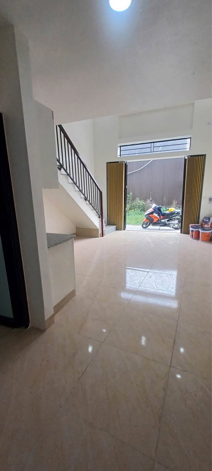 Nhà phố Trường Thi 45m² giá 979 triệu - Ô tô đỗ cửa, phù hợp vợ chồng trẻ!