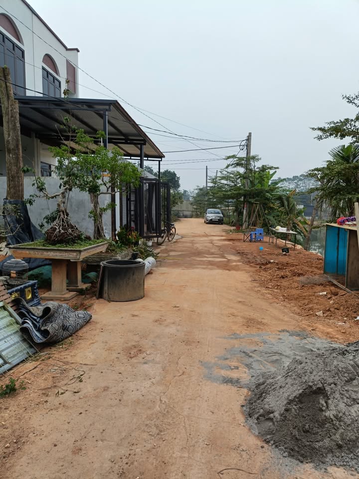 Đất thổ cư Phú Hộ 100m² giá 3 tỷ - Gần khu công nghiệp, tiện ích đầy đủ!