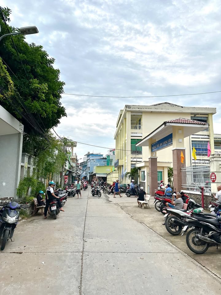 Đất thổ cư Hẻm 169 Đường 3 Tháng 2, Cần Thơ 80m² giá 2.4 tỷ - Gần trung tâm!