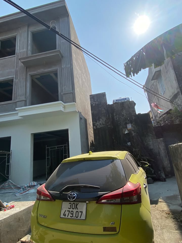 Nhà 3 tầng tại Liêu Xá, Yên Mỹ, Hưng Yên 42m² giá 2 tỷ - Sổ đỏ chính chủ, thiết kế hiện đại!