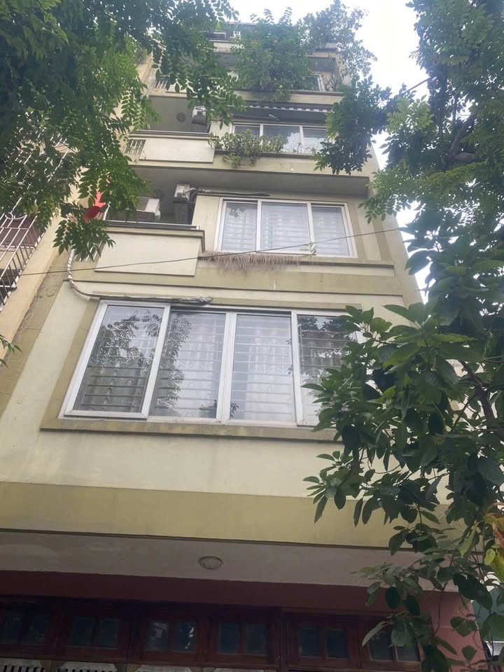 Nhà liền kề Mậu Lương 60m² giá 16 tỷ - Đủ nội thất, bàn giao ngay!