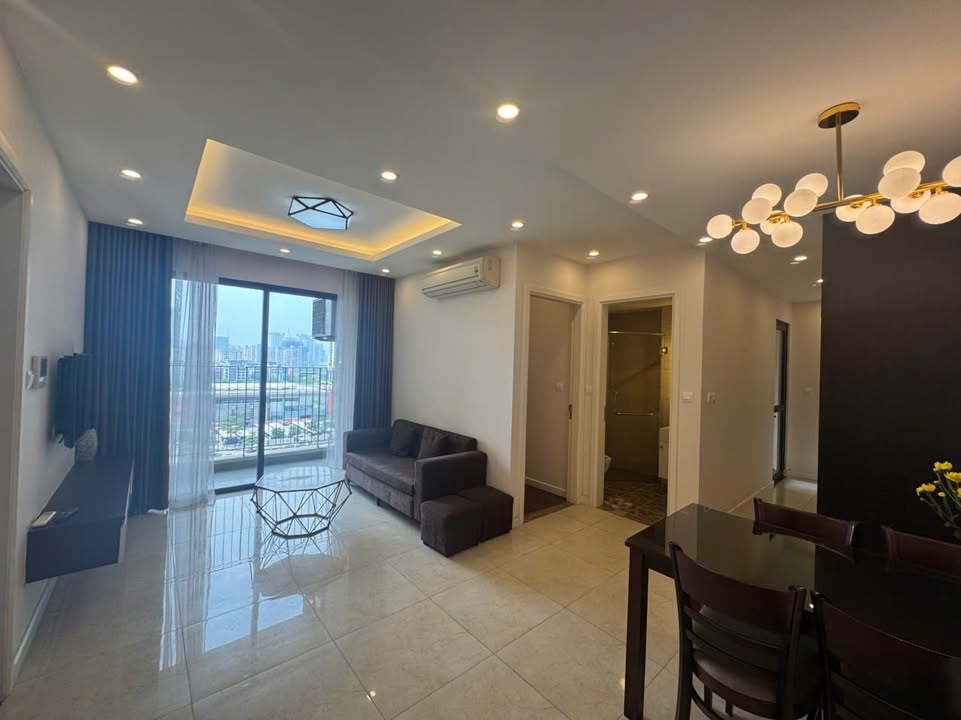 Căn hộ Vinhomes D'Capitale Cầu Giấy 76m² giá 8 tỷ - Sẵn sàng vào ở ngay!