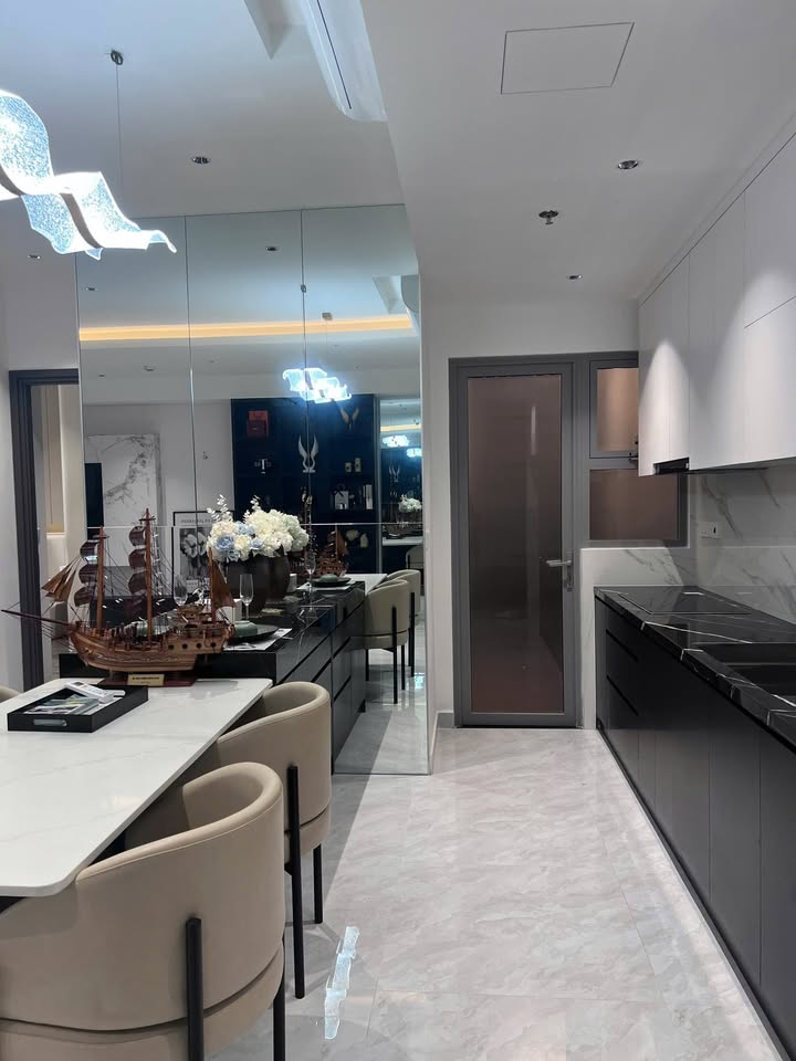 Căn hộ Celesta Rise Nhà Bè 85m² giá 7.25 tỷ - Tầng sân vườn, nội thất cao cấp!