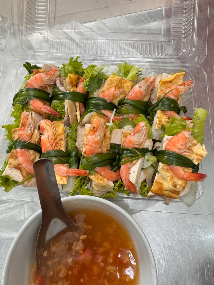 Nhà phố mặt tiền Phan Bội Châu, Hải Phòng 10.4m² - Sổ đỏ chính chủ, giá tốt!