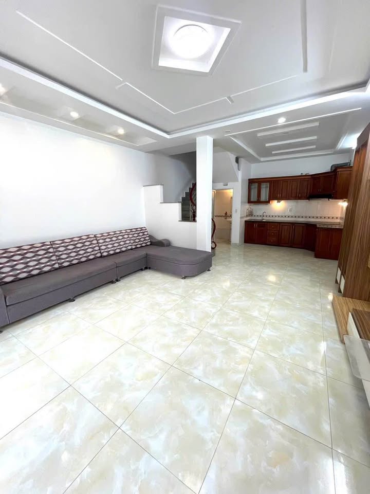 Nhà mặt ngõ phố Đoàn Kết Hải An 46m² giá 3.5 tỷ - Ô tô vào tận nơi!