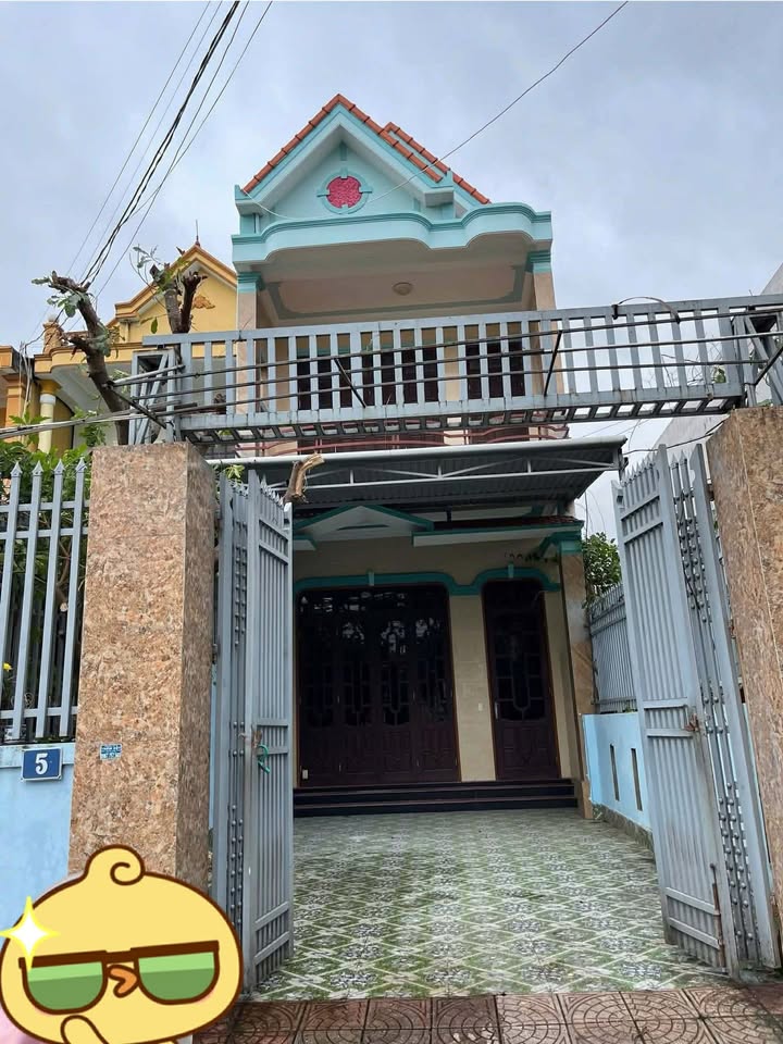 Nhà 2 tầng Đồng Hới 145m² giá 2 tỷ - Bán gấp, gần Ga Đồng Hới!