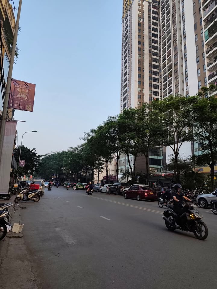 Nhà nguyên căn 5 tầng Khương Đình 54m² giá 15 triệu - Phù hợp văn phòng, lớp học!