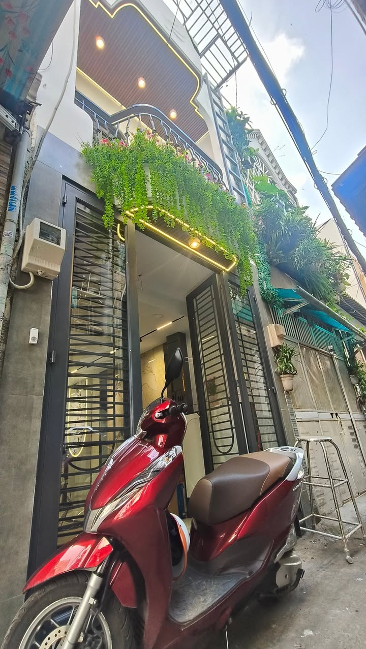 Nhà phố Gò Vấp 30m² giá 4.45 tỷ - Full nội thất, sẵn sàng vào ở!