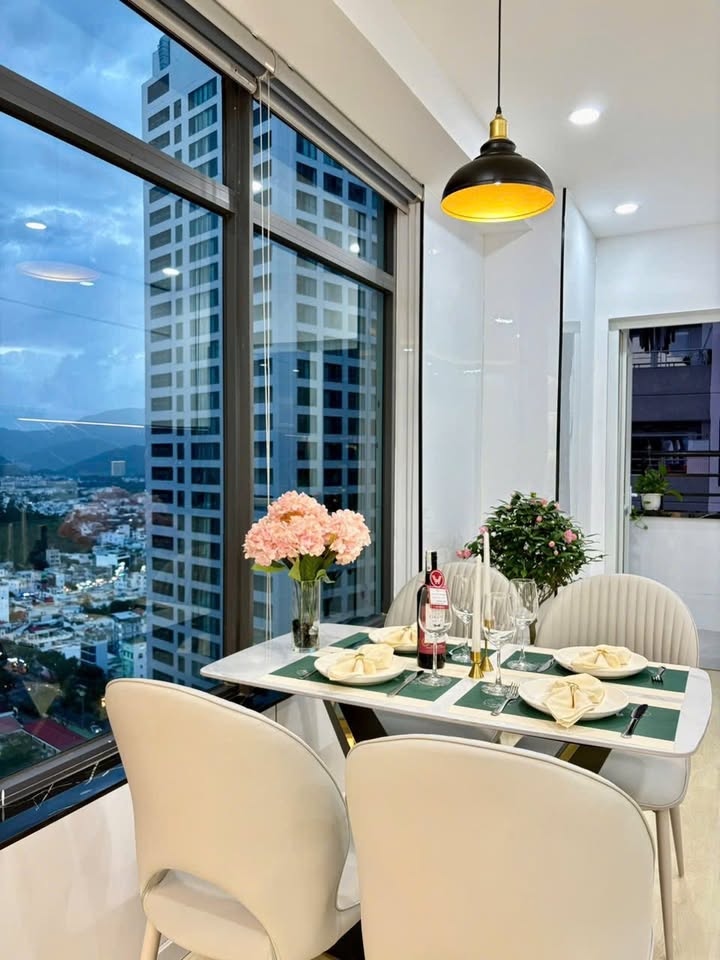 Chung cư Mường Thanh Viễn Triều Nha Trang 61.74m² giá 3.69 tỷ - View biển tuyệt đẹp!