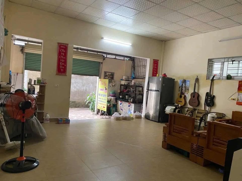 Nhà cấp 4 Phường Nam Hà, TP Hà Tĩnh 112m² giá 3.1 tỷ - Vị trí đắc địa gần chợ