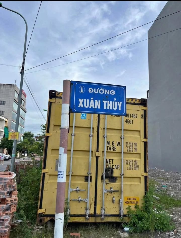 Đất mặt đường Xuân Thủy - Khu ĐTM Bãi Viên 90m² giá 3.94 tỷ - Pháp lý rõ ràng!