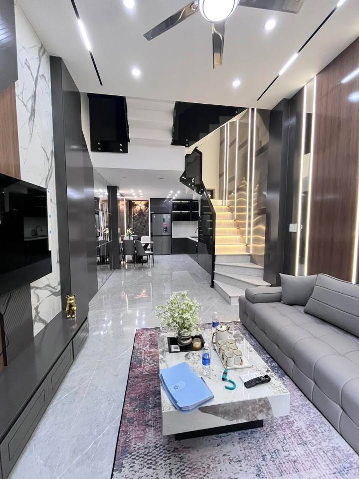 Nhà 3 tầng K96 Điện Biên Phủ 45m² giá 5.45 tỷ - Full nội thất cao cấp!