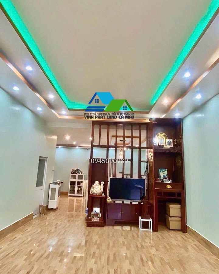 Nhà góc 2 mặt tiền Phường An Xuyên, Cà Mau 161.5m² giá 2 tỷ - Vị trí đắc địa gần trường học!