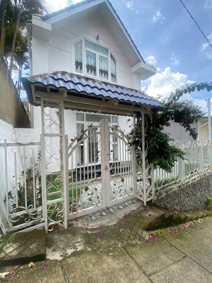 Nhà phố đường Lữ Gia, Đà Lạt 122m² giá 5.5 tỷ - Sẵn sàng vào ở ngay!