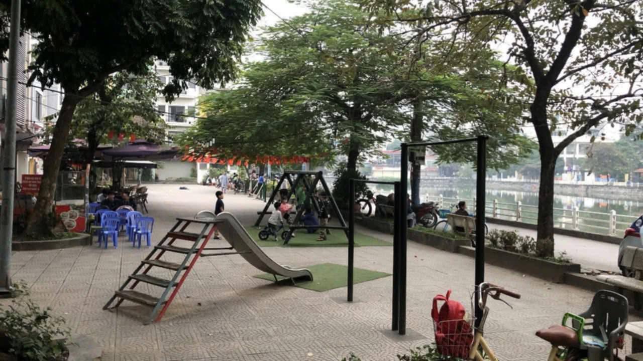 Mặt bằng kinh doanh tại phố Bồ Đề 20m² giá 5 triệu - Phù hợp nhiều mô hình