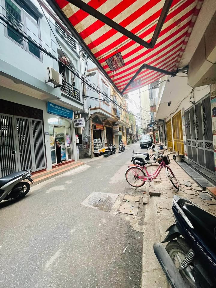 Nhà phố Thái Hà 50m² giá 24.5 tỷ - Đầu tư sinh lời ngay!