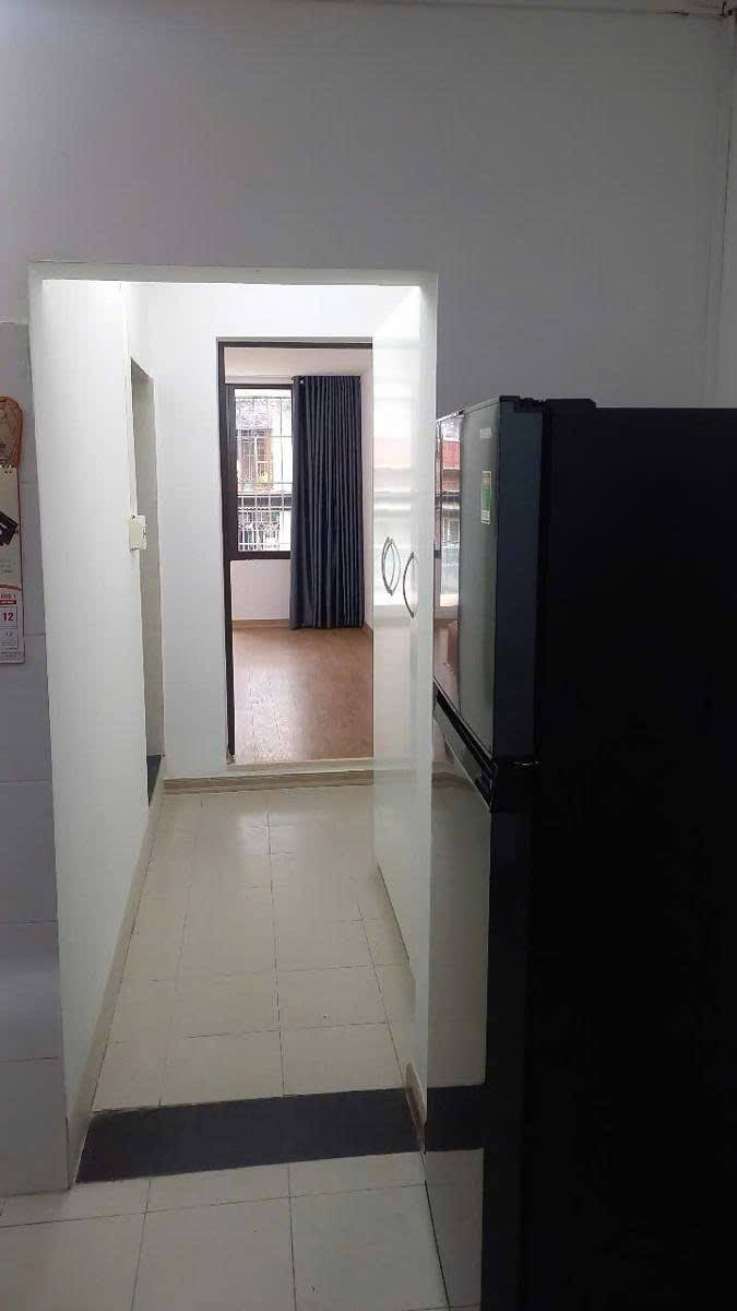 Căn hộ tập thể Nghĩa Tân, Cầu Giấy 70m² giá 3 tỷ - Pháp lý rõ ràng, đầy đủ nội thất!