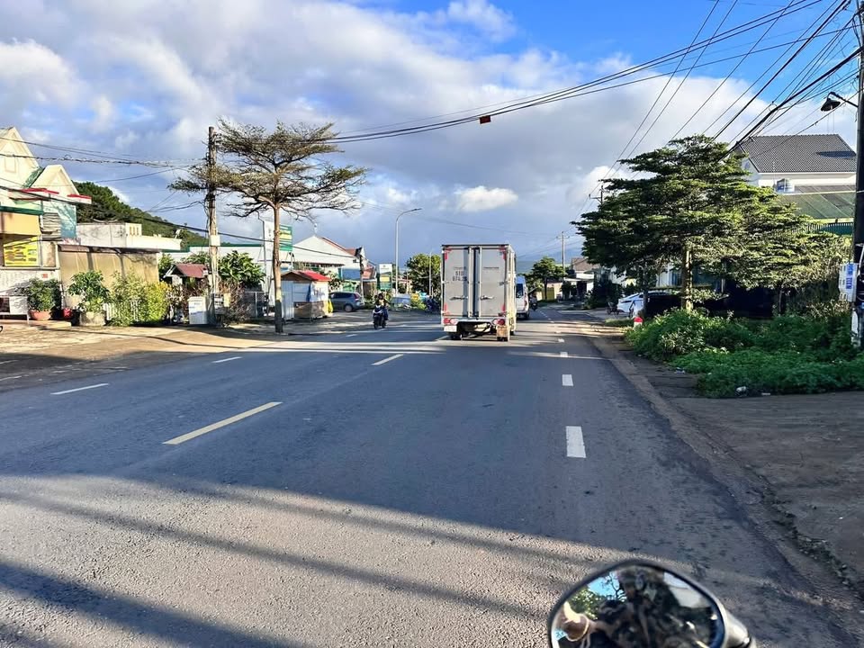 Đất mặt tiền Quốc lộ 27, Đạ Ròn, 240m² giá 3 tỷ - Tiềm năng kinh doanh lớn!