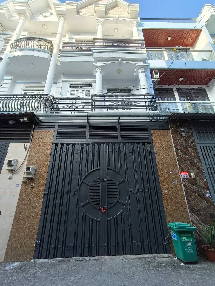 Nhà 3 tầng Trung Mỹ Tây 54m² giá 5.25 tỷ - Hẻm ô tô an ninh, gần trường Quốc tế