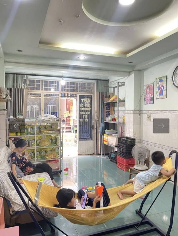 Nhà 2 tầng đường Số 5, Linh Xuân, 49m² giá 3.85 tỷ - Sổ hồng riêng, vào ở ngay!