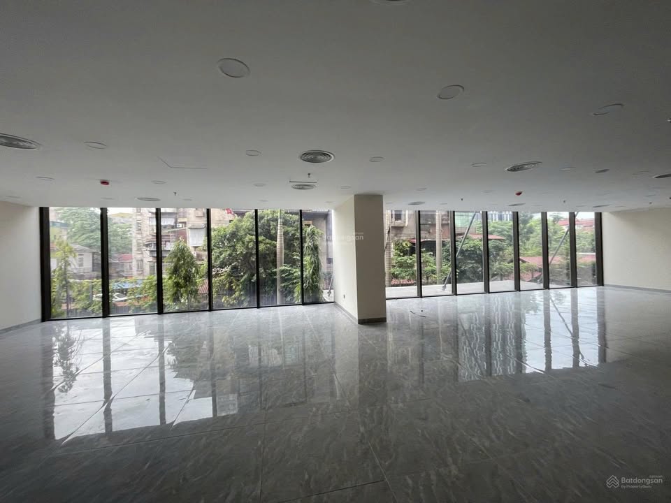 Shophouse Triều Khúc 141m² giá 65 triệu - Lô góc đắc địa tại Thanh Xuân!