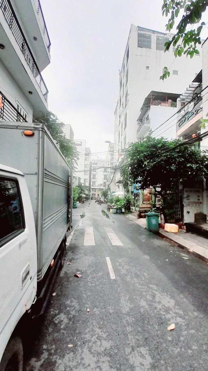 Đất mặt tiền Lý Phục Man, Q.7 - 100m² chỉ 14.9 tỷ - Giá trị tăng trưởng mạnh!