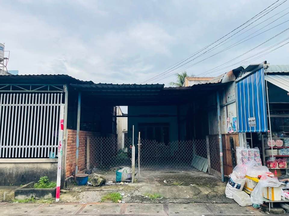 Nhà Việt Kiều Đường Số 17, Củ Chi 193m² giá 4.5 tỷ - Khu kinh doanh sầm uất!