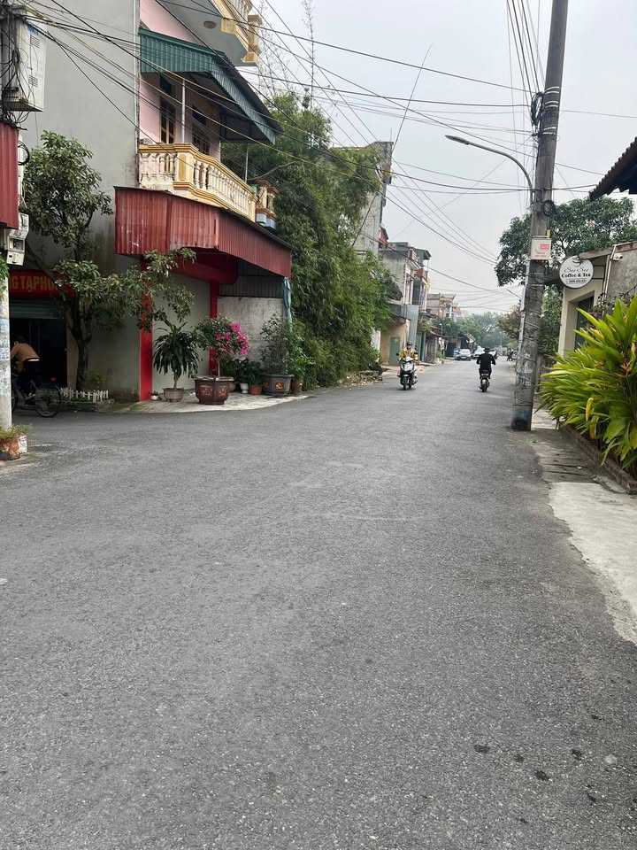 Nhà cho thuê thôn Lương Cụ Nam, xã Quỳnh Hồng - Không chung chủ, giá thỏa thuận!