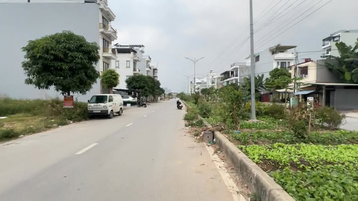 Đất nền mặt đường Hồ Sen, Lê Chân, Hải Phòng 60m² giá 6,7 tỷ - Vị trí đắc địa, cơ hội đầu tư tốt!