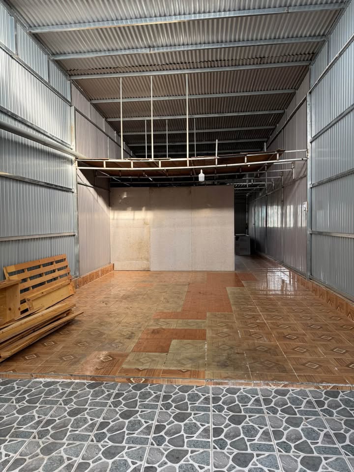 Cho thuê kho Trần Đại Nghĩa Đà Lạt 90m² giá 7 triệu - Đường rộng ô tô vào tận nơi!