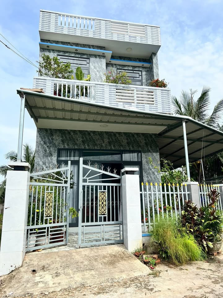 Nhà lô đất Hòa Hiệp Bắc 200m² - Sẵn sàng vào ở ngay!